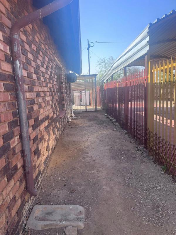 To Let 2 Bedroom Property for Rent in Mmabatho North West